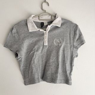 (Category: ) located in . Submitted by un.preloved_ (Listing ID 1425275952, Image 1). Description: .