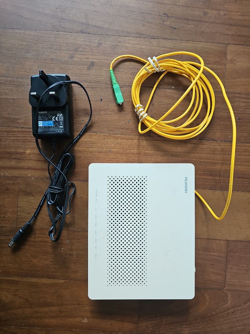Huawei HG8240H GPON optical network terminal