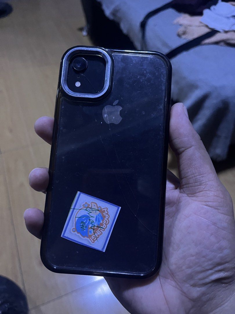 Iphone XR 128gb (Category: Samsung) located in Paranaque City. Submitted by jeremysecr19192 (Listing ID 1425266959, Image 3). Description: 8,000 na lng rush iphone Xr 128gb fu true tone ✅ bh 83% no history repair issue: backglass crack 1 line kita sa picture meet up tambo .