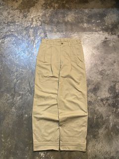 (Category: ) located in . Submitted by greendaythrift_ (Listing ID 1425389846, Image 1). Description: .