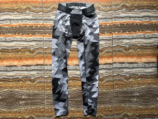 (Category: ) located in . Submitted by kenyakushop (Listing ID 1425326090, Image 1). Description: .