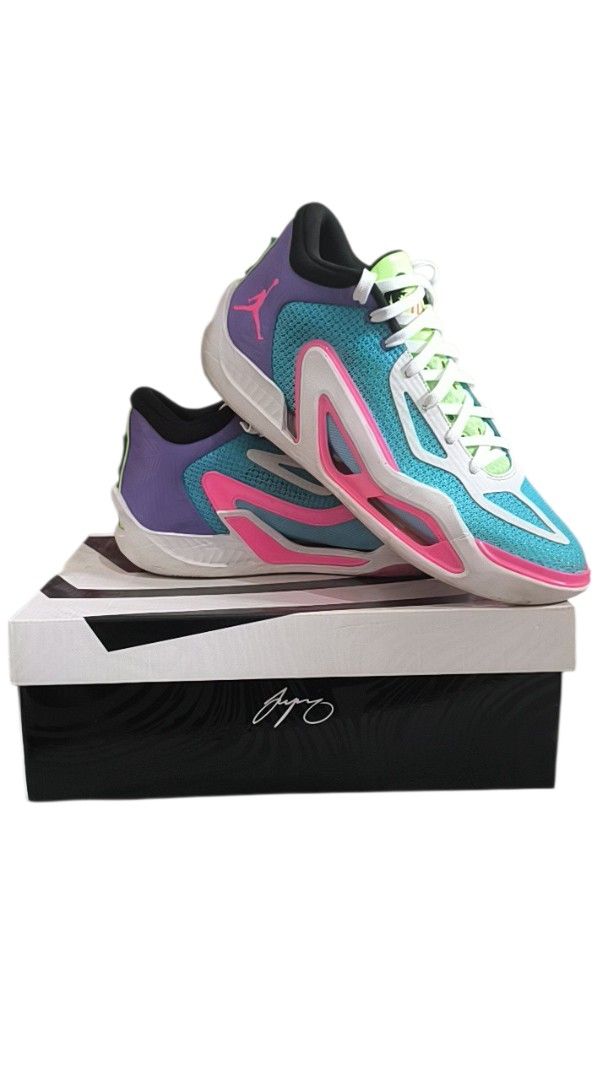 Jordan Tatum 1 "wave runner" (Category: Sneakers) located in Cebu City. Submitted by sneaknfind (Listing ID 1425270940, Image 2). Description: Jordan Jayson Tatum 1 "Wave Runner" 📌💯Authentic with receipt from Titan Manila BGC (complete with box and shoe tree) 📌Size 12us 📌used only 3-4 times only (indoor court) 📌RFS: no longer play ball 📌DM📩.