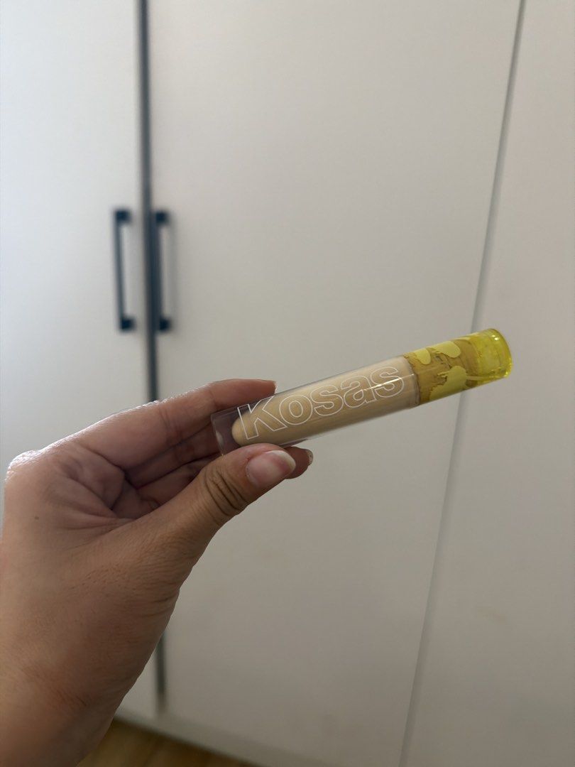 Kosas Revealer Super Creamy Concealer (Category: Makeup) located in Quezon City. Submitted by destashingmycloset (Listing ID 1425352378, Image 1). Description: .