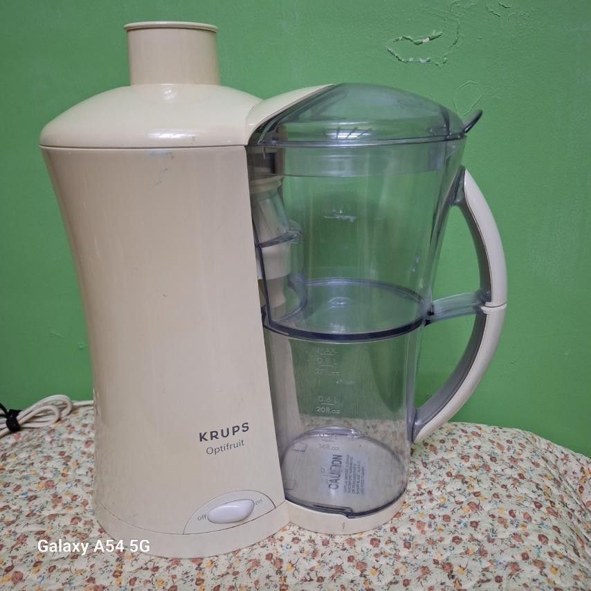 KRUPS Optifruit Juicer (Category: Juicers, Blenders & Grinders) located in Manila. Submitted by ags028705 (Listing ID 1425335812, Image 1). Description: for sale 110v .