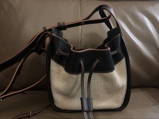 （分類：）位於 。 由 jw_fung 提交（商品編號 1425399360，圖片 1）。簡介： 。