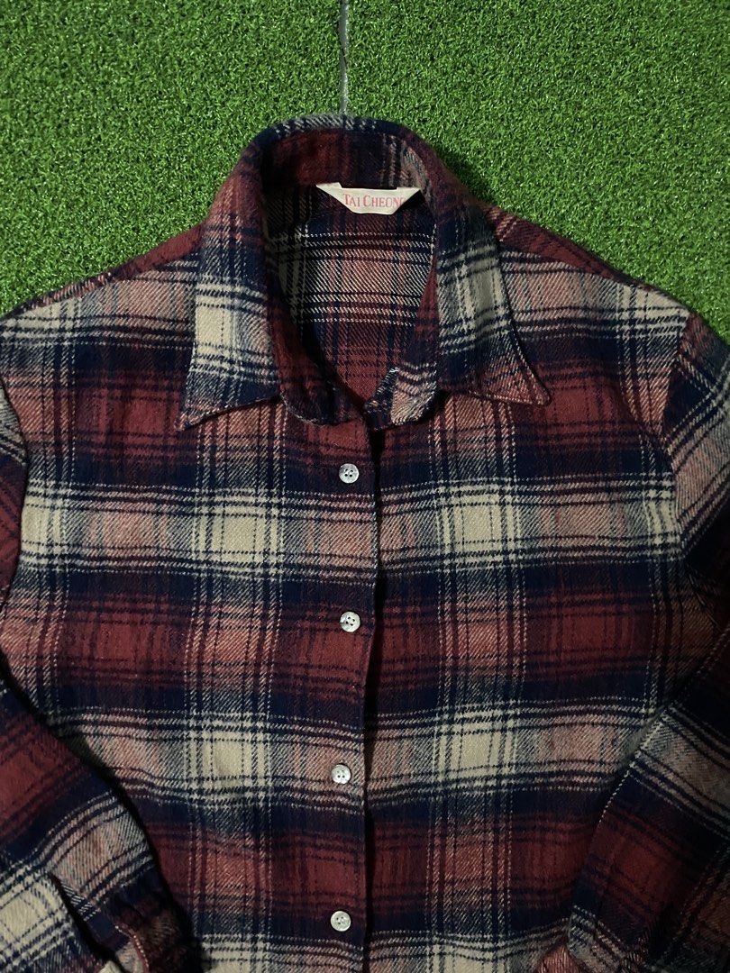 Loose Fit Plaid Flannel Shirt (Category: Tshirts & Polo Shirts ) located in Mandaluyong City. Submitted by ____dkvn (Listing ID 1425430232, Image 2). Description: FOR SALE! FOR SALE! FOR SALE! Loose Fit Plaid Flannel Shirt length - 25-28 width - 21 ₱549 Malate Manila.