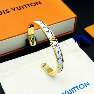 (Category: ) located in . Submitted by sweetheart-jewelry (Listing ID 1425270990, Image 1). Description: .