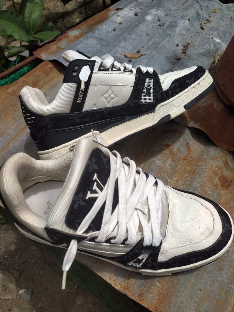 Louis Vuitton Trainer Sneakers Black White Size 42 (Category: Sneakers) located in Sindangan. Submitted by holy_thrift (Listing ID 1425277506, Image 2). Description: Genuine Louis Vuitton Trainer Sneakers 1A9JGF - Nasa pics na lahat ng details - Good Condition - Issue / pinatahi ko kasi sya for personal use ko sana at yung pagkakatahi sa kanya is inikot e, solid naman quality nya good for personal use only - free shipping.