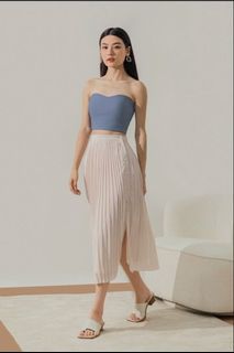 (Category: ) located in . Submitted by _cclothing (Listing ID 1425418177, Image 1). Description: .