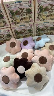 Hana Raya Watson x Machino secret blind box, Hobbies & Toys, Toys ...