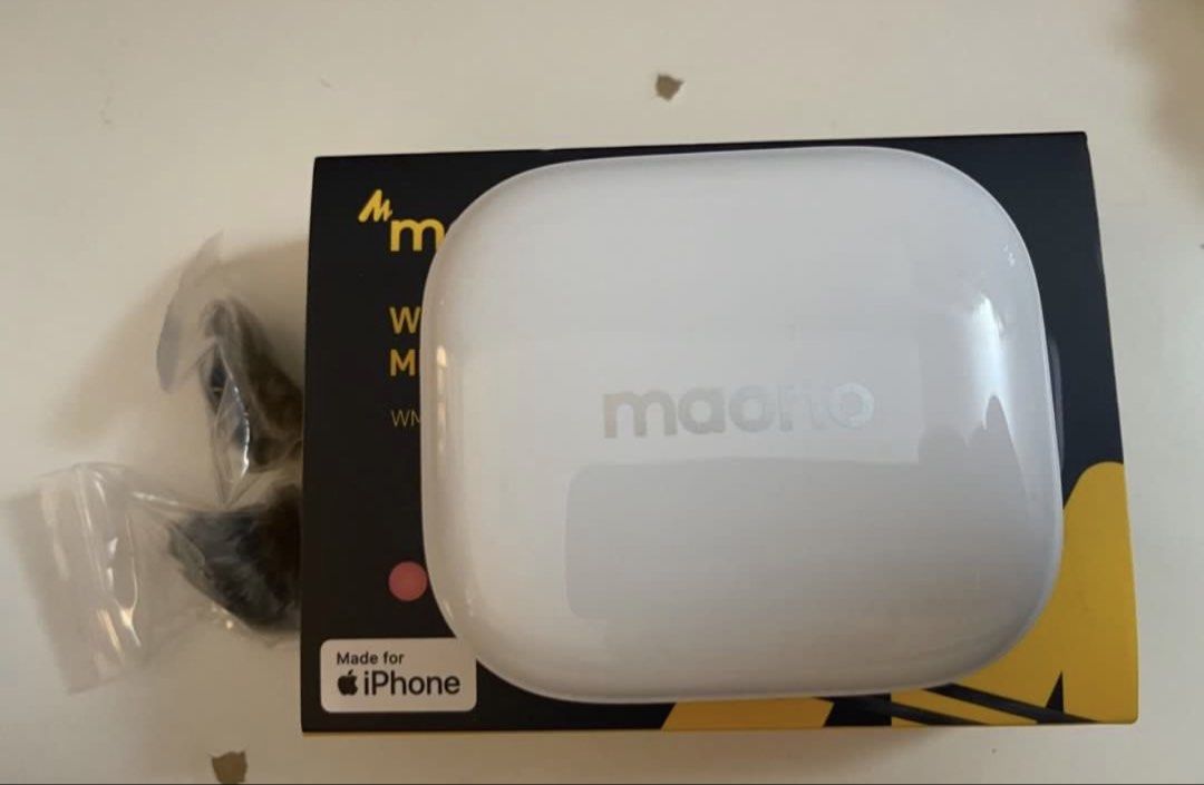 Maono WM620 Series Wireless Microphone for iPhone (Category: Microphones) located in Mandaluyong City. Submitted by bigjsdeclutter (Listing ID 1425417146, Image 3). Description: For iphones with lightning only (up to iphone 14 series) only used once Buyer to book for grab or lalamove Mop: gcash.