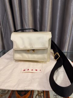 （分類：）位於 。 由 kittymamaaa 提交（商品編號 1425407730，圖片 1）。簡介： 。