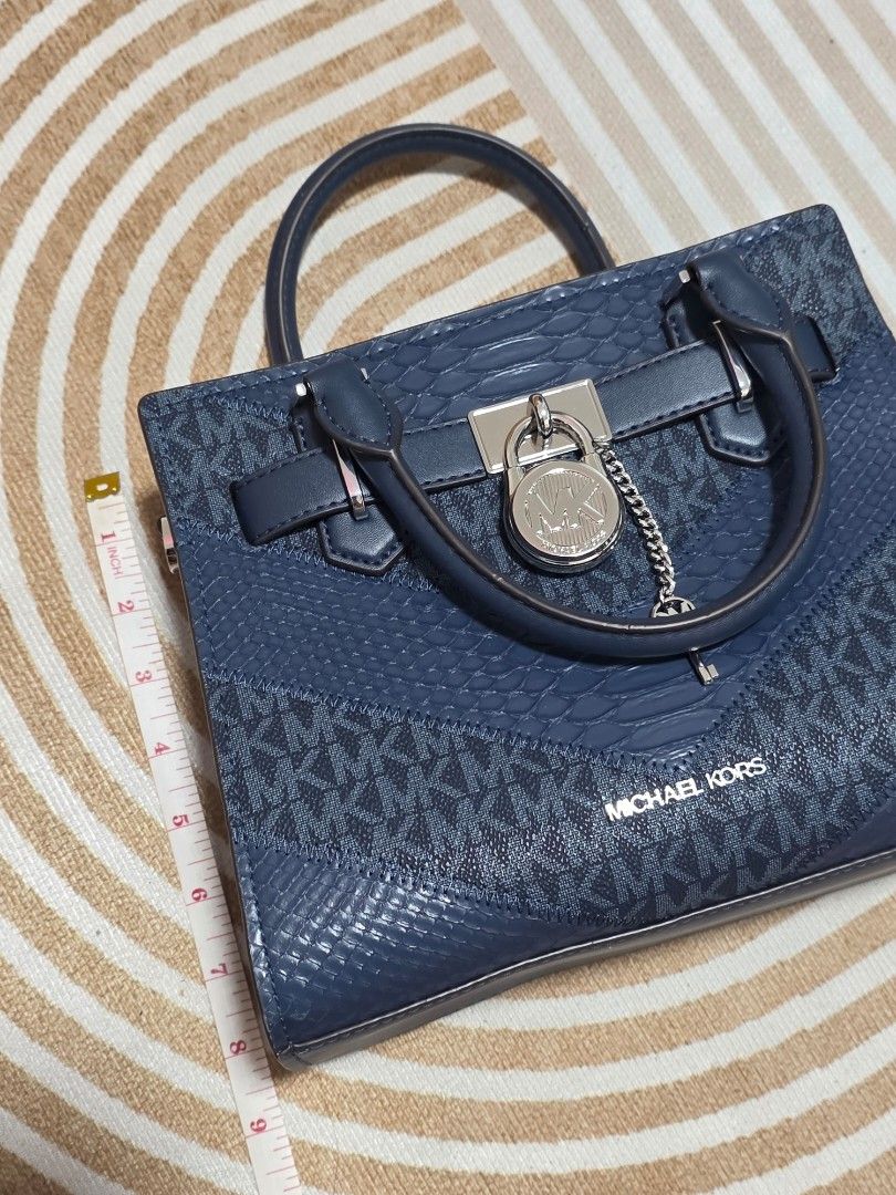 Michael Kors Hamilton Leather Satchel Handbag (Category: Luxury Bags & Wallets) located in Legazpi City. Submitted by winwinter (Listing ID 1425258469, Image 3). Description: -bnew bought in the states - 💯 original - dimensions posted - dark navy/ deep blue color -rfs: impulse buying 😅.