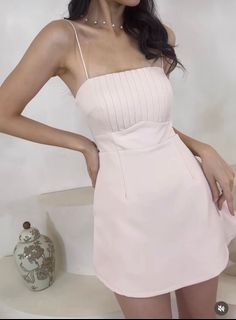 (Category: ) located in . Submitted by littleblackcloset (Listing ID 1425380802, Image 1). Description: .