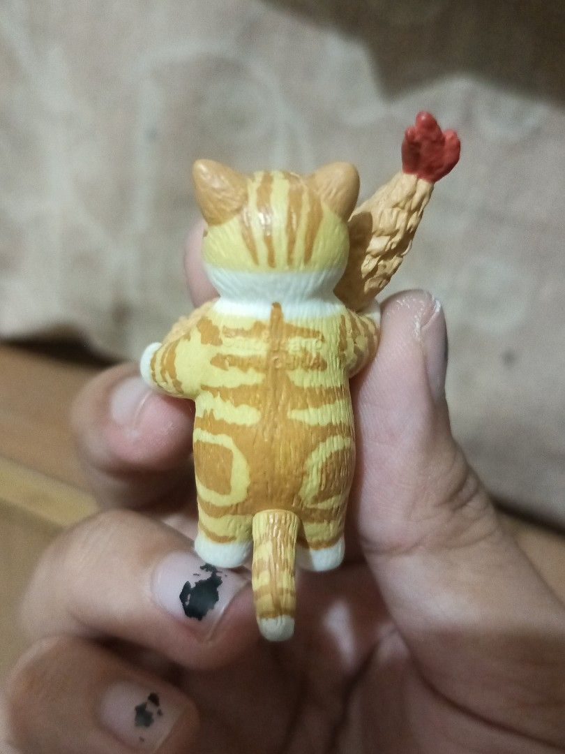 Mofusand Tempura Blind Box Figure (Category: Designer & Blind Box Toys) located in Caloocan City. Submitted by ganbarubi (Listing ID 1425429380, Image 2). Description: - Authentic figure (see mofusand logo at the back) - No box - Slight dirt on feet - Actual pics posted^^ Location: North Caloocan MOP: GCash, Maya, BDO Message me for more questions! .