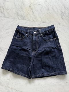 (Category: ) located in . Submitted by geehanami (Listing ID 1425366245, Image 1). Description: .