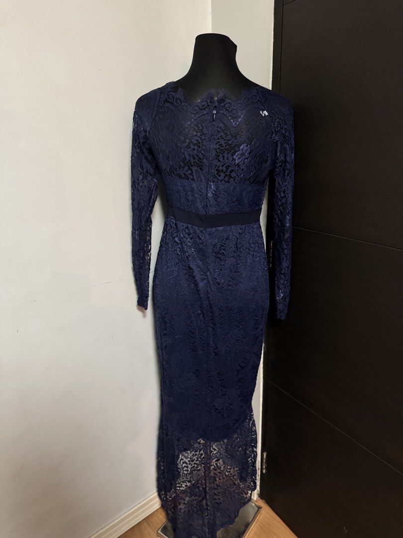 Navy Blue Lace Dress (Category: Dresses) located in Quezon City. Submitted by liaaas_closet (Listing ID 1425330916, Image 3). Description: .