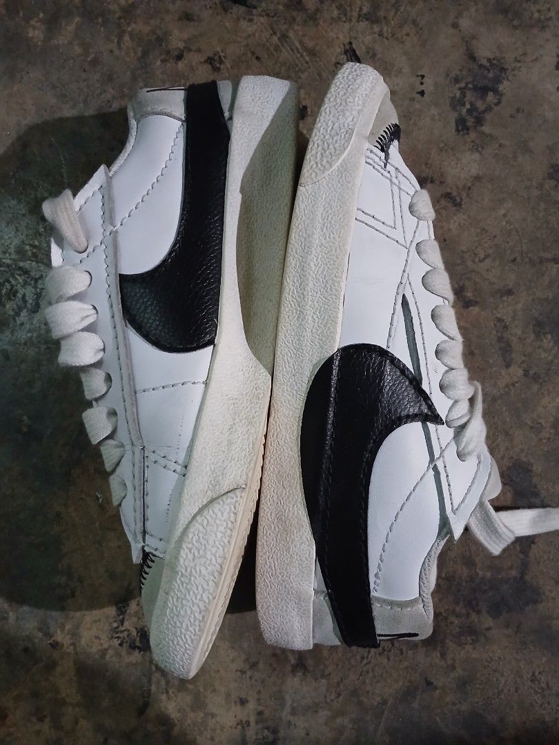 Nike Blazer Low '77 SE (Category: Sneakers) located in Prosperidad. Submitted by yangbai (Listing ID 1425371145, Image 2). Description: actual size US 8 Euro 39 fix price 850 + sf.