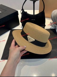 (Category: ) located in . Submitted by fashion.luxe (Listing ID 1425338084, Image 1). Description: .