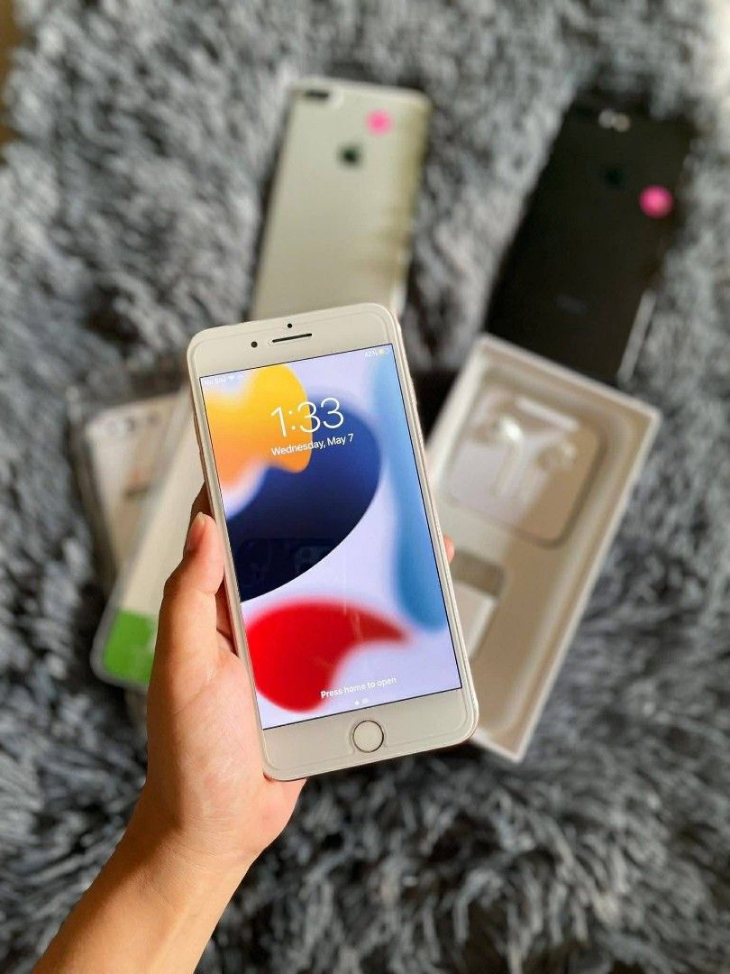 Original IPHONE 7 plus (Category: iPhone 7 Series) located in Manila. Submitted by authenticbagswatchesco (Listing ID 1425298393, Image 3). Description: Original IPHONE 7 plus 💸 Only ₱8,500| 128GB + SF 📦 Complete inclusions: ✔ Box ✔ Charging Cord ✔ Manual & SIM Injector ✔ Free Case ✔ Tempered Glass — Ready to use, ready to flex. Grab yours now!.