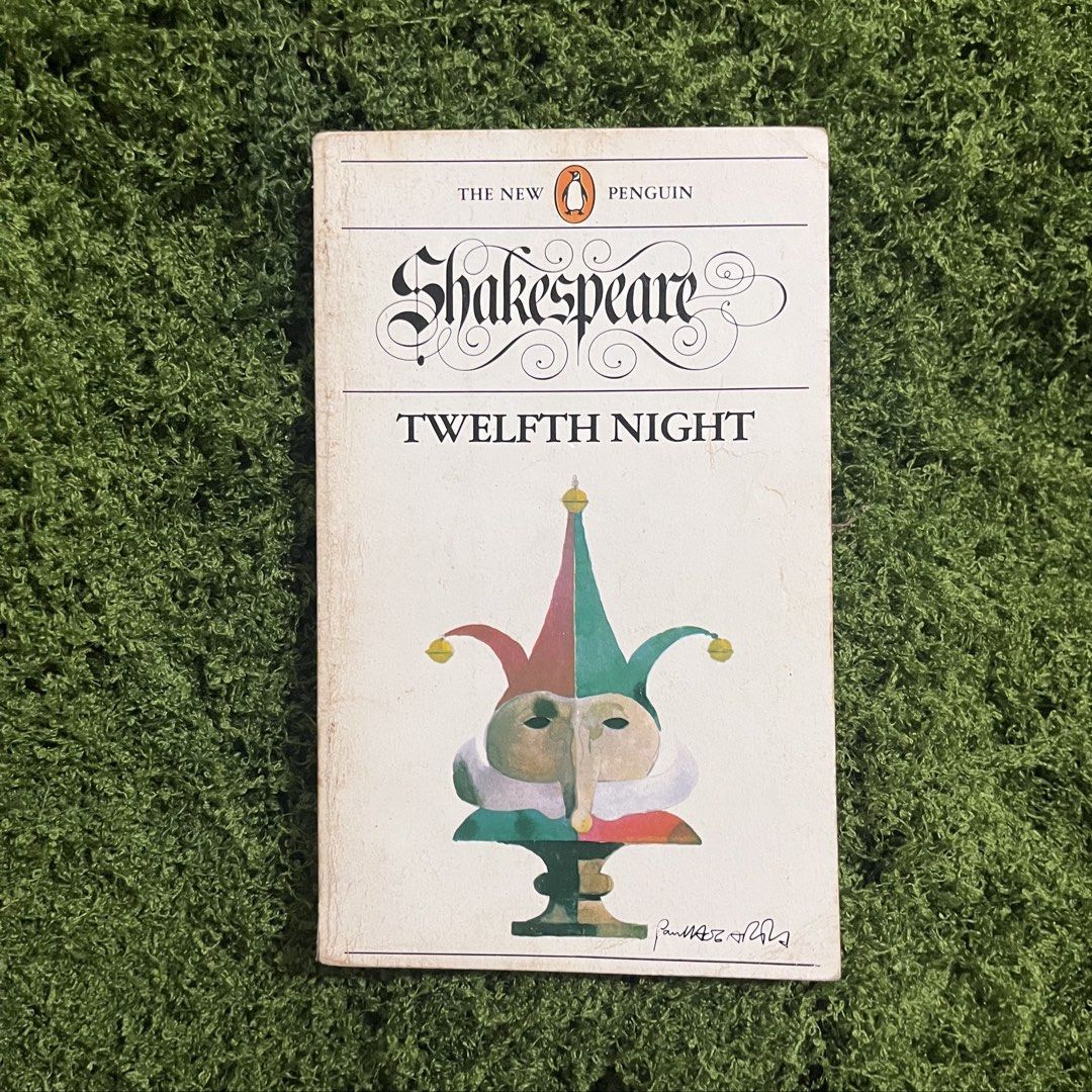 (Penguin Classic) Twelfth Night by Shakespeare (Category: Storybooks) located in Quezon City. Submitted by katseasun (Listing ID 1425345910, Image 1). Description: ‼️NO EXCESSIVE HAGGLING! Funds will go to my cat’s needs. 🐈‍⬛🐈 • book is heavy with annotations • heavy yellow pages ℹ️ NO RUSH SHIPPING ℹ️ Shipping Fee must be shouldered by the buyer! Mode of payment: GCash Mode of delivery: J&T Location: Quezon City.