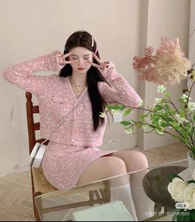 (Category: ) located in . Submitted by min.closet (Listing ID 1425337197, Image 1). Description: .