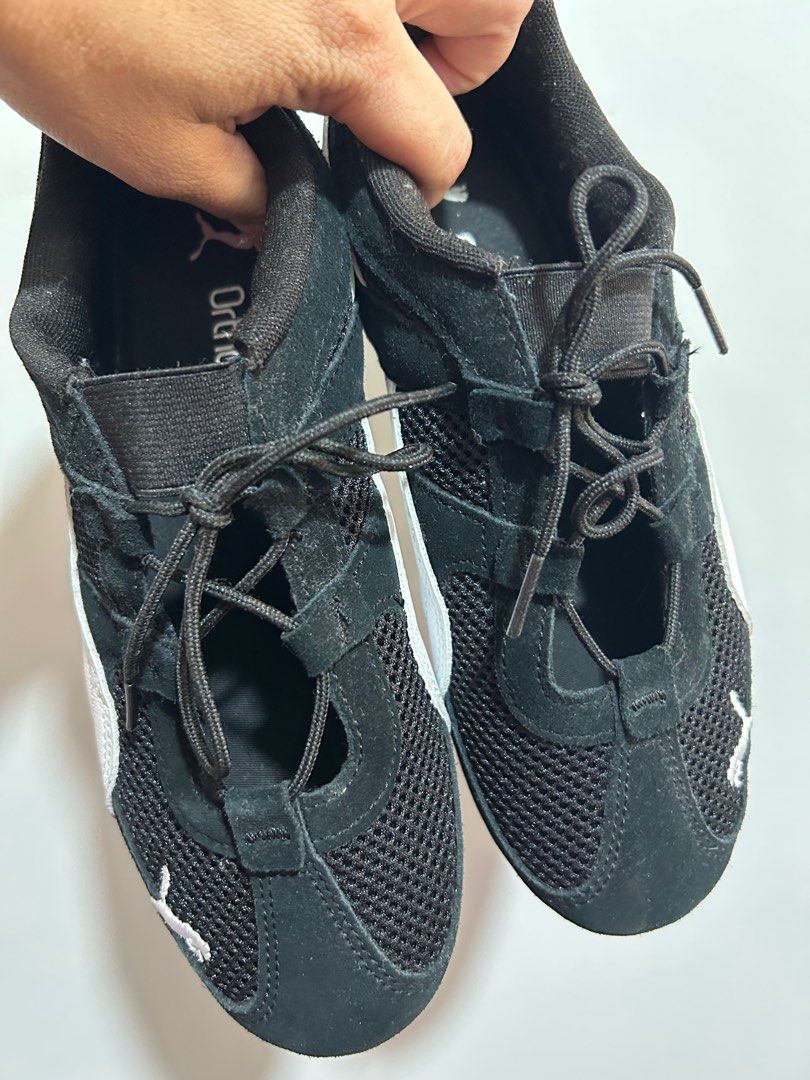 Puma Speedcat GO (Category: Sneakers) located in Taguig. Submitted by heyshopperk (Listing ID 1425250050, Image 1). Description: Authentic! Original! Not Fake! NO FLAWS! LIKE NEW Bought in Japan last year RFS: decluttering, too many shoes Meet /Pick up in Mandaluyong or Taguig MOP: GCASH,MAYA,BPI.