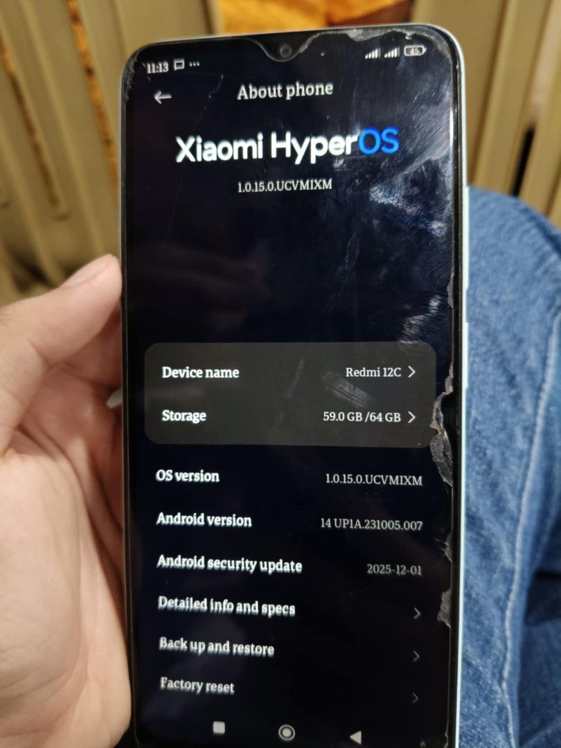 Redmi 12C 64 GB (Category: Xiaomi) located in Valenzuela. Submitted by loveshecollection (Listing ID 1425272466, Image 3). Description: 64 GB no replacements can lag at times power and volume buttons working bilhan na lang ng tempered, meron now but cracked sa sides .
