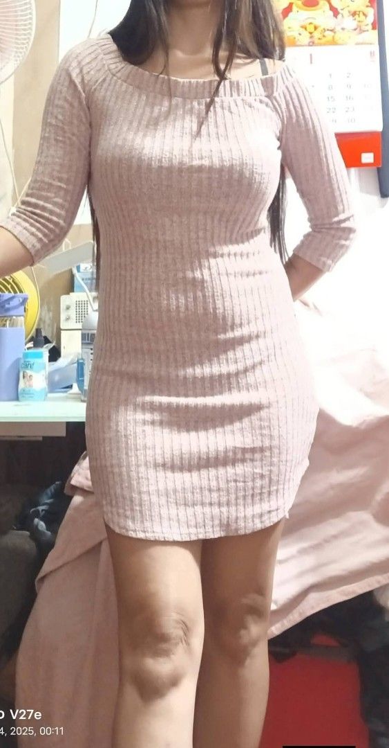 Ribbed Off-Shoulder Bodycon Dress (Category: Dresses) located in Carmona. Submitted by mickelrein (Listing ID 1425265795, Image 1). Description: s to m carry:) knitted cloth super sexy 💪.