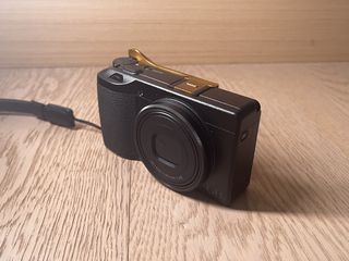 （分類：）位於 。 由 191rw 提交（商品編號 1425289211，圖片 1）。簡介： 。