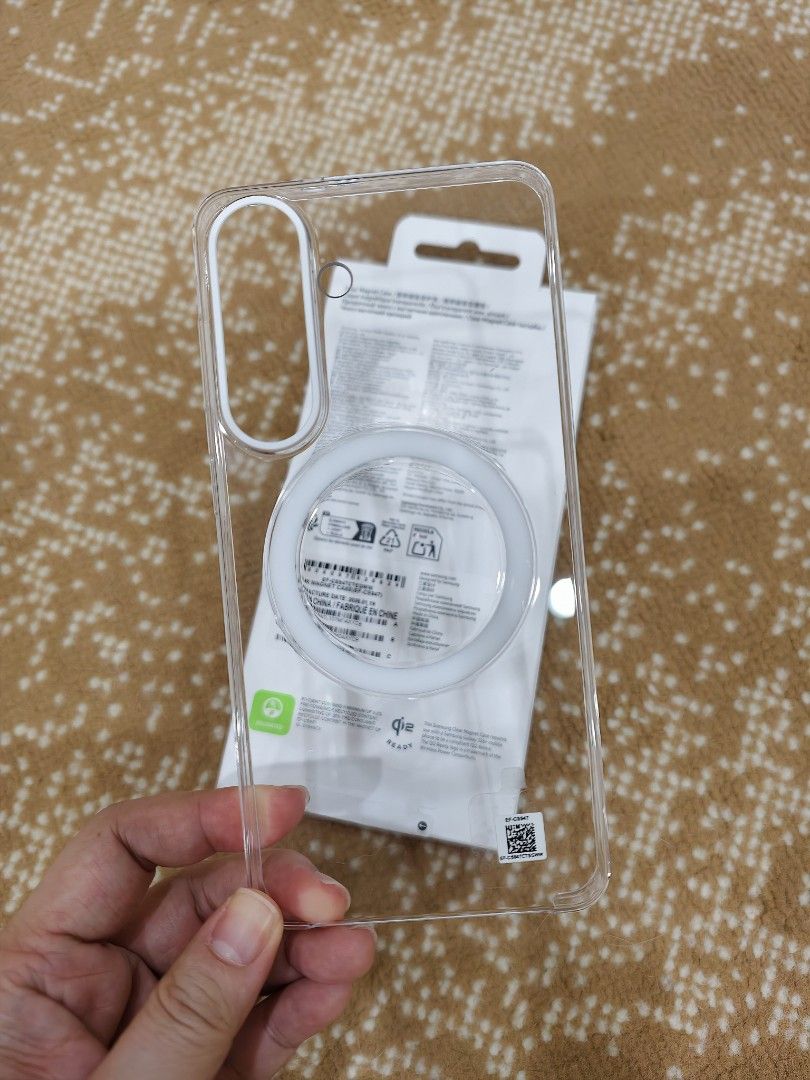 Samsung galaxy s26 + clear case w magsafe (Category: Cases & Sleeves) located in Makati City. Submitted by berean87 (Listing ID 1425428528, Image 3). Description: Samsung galaxy clear case s26 + with magsafe brandnew from Samsung store rfs: prefer jelly case.
