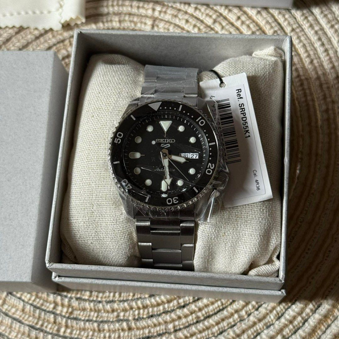 Seiko SRPD55K1 Black 42mm (Category: Men's Watches) located in Quezon City. Submitted by rcstny (Listing ID 1425323094, Image 2). Description: ONHAND! Seiko SRPD55K1 Black 42mm Original and brand new💯 ₱12,800 only.