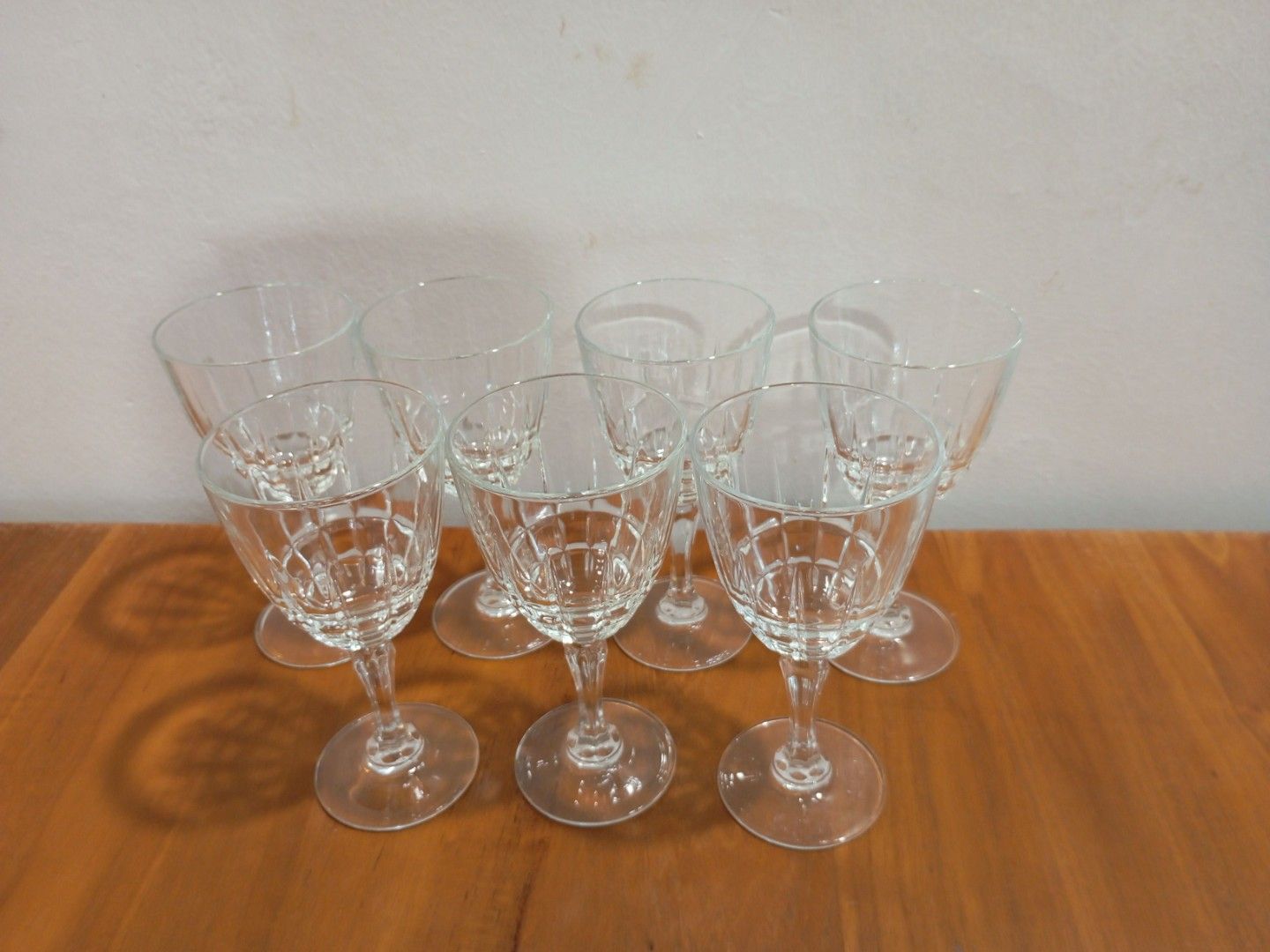 Set of 7  Wine Glasses476317810657873921