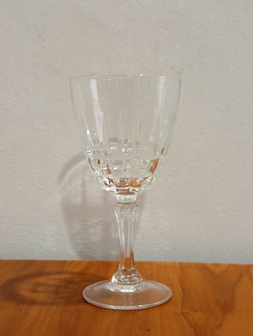 Set of 7  Wine Glasses476317810657873922