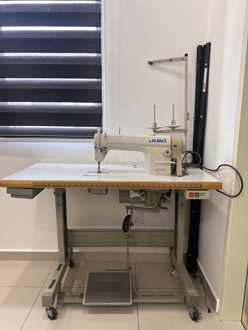 JUKI DDL-8100E Industrial Sewing Machine Full Set Table Motor – Tailor ...