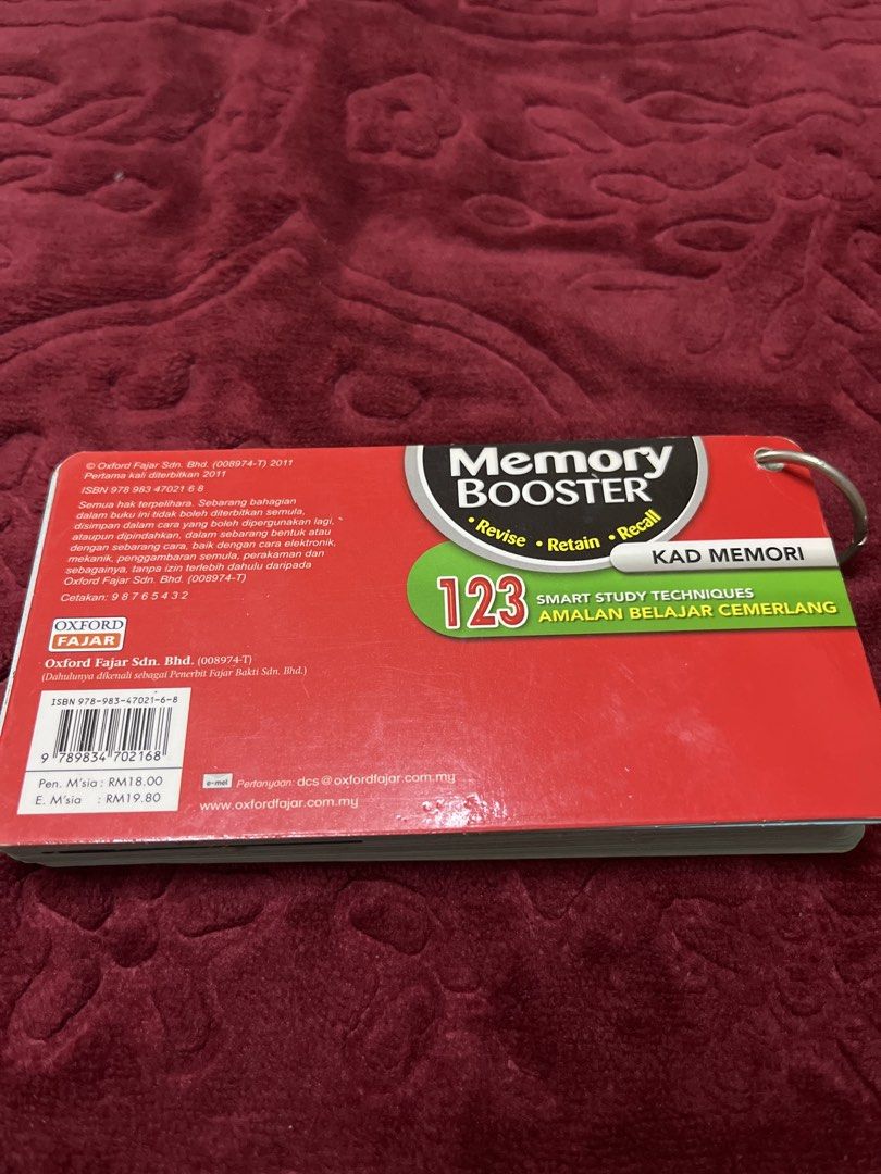 Study Tips: Memory Booster (Category: Assessment Books) located in Kuala Lumpur. Submitted by starbyul (Listing ID 1425329865, Image 2). Description: - Preloved cards in good condition. - No missing pages, no torn pages. - Only slight yellowing/wear on the cover due to storage. - Suitable for anyone looking for an affordable copy. Can do postage or meetup. Feel free to chat for more details 🫡.