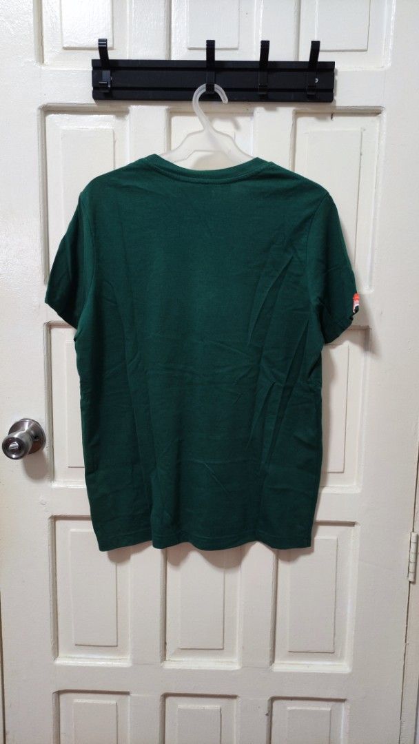 Superdry T-shirt (Category: Tshirts & Polo Shirts ) located in Paranaque City. Submitted by InsideDaBox (Listing ID 1425352164, Image 2). Description: 🚩Superdry Shirt ✅Pre-loved ✅Condition: 9/10 ✅Size: Large (but medium fit) ✅Color may vary due to lighting condition ✅May have crack prints ✅Location: Malasiqui, Pangasinan ✅Shipping thru J&T or LBC (Buyer's expense).