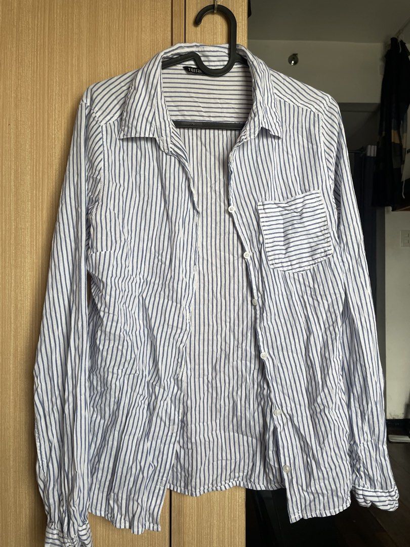 Terranova Striped Shirt XL (Category: Shirts) located in Manila. Submitted by circiel (Listing ID 1425297841, Image 1). Description: - Thin cotton fabric.