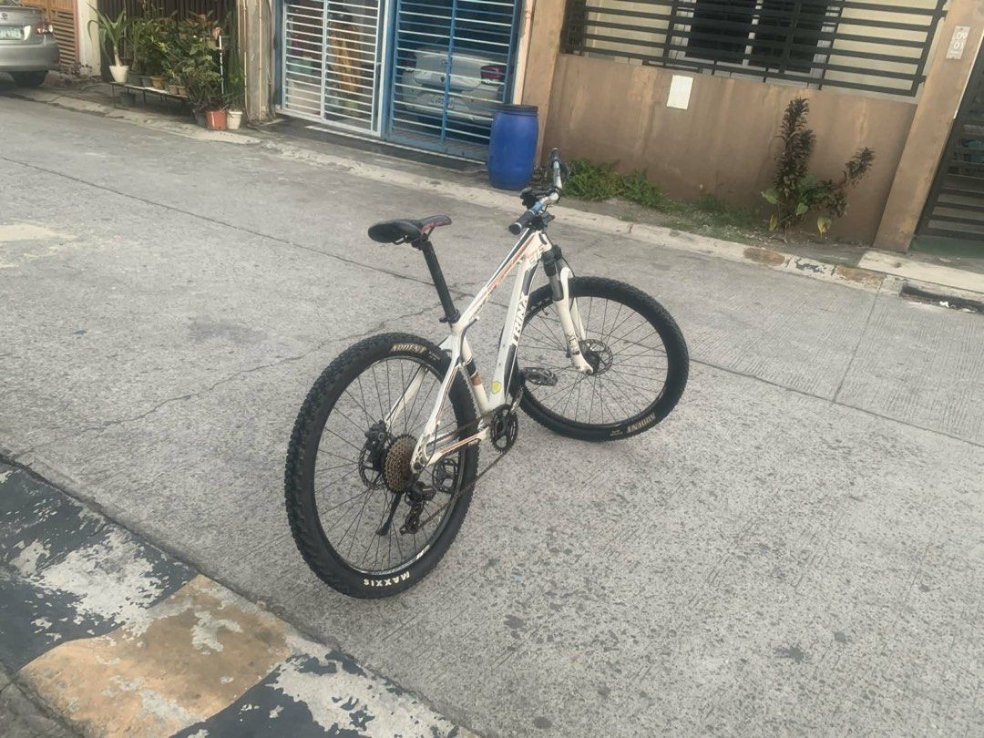 Trinx M136 Elite Mountain Bike (Category: Bicycles) located in Dasmarinas. Submitted by ch_folabi09 (Listing ID 1425326286, Image 1). Description: .