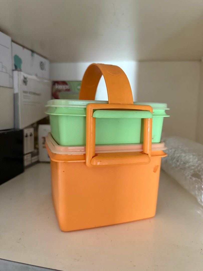 Tupperware (Category: Storage Boxes & Baskets) located in Singapore. Submitted by jalt1978 (Listing ID 1425253991, Image 3). Description: .