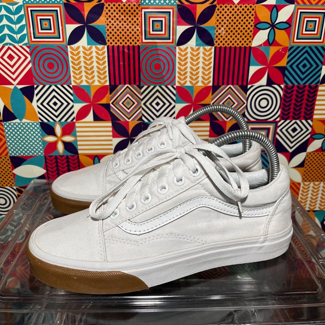 Vans Old Skool Gum Bumper True White (Category: Sneakers) located in Leyte. Submitted by shoptastic_ph (Listing ID 1425259426, Image 2). Description: PM for more details - All detailed pictures are posted - We ship nationwide Thank you for shopping! ☺️.