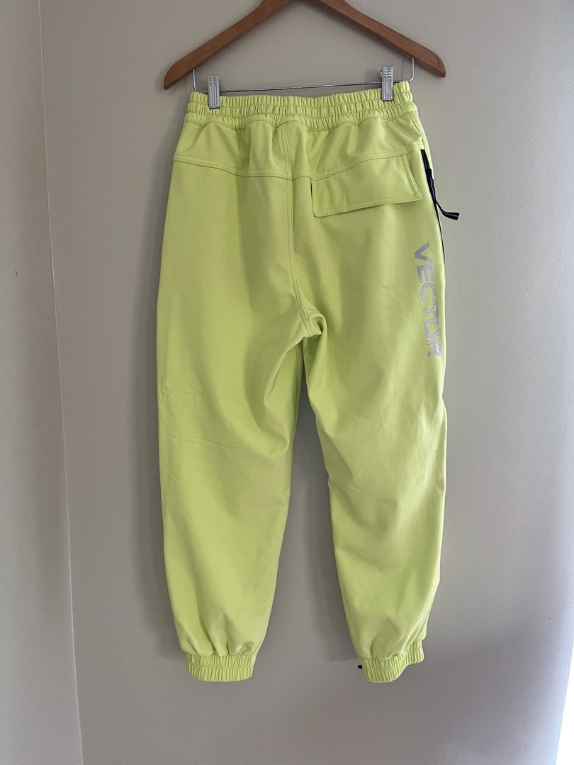 [FOR RENT] Vector Ski Pants (Category: Other Bottoms) located in Quezon City. Submitted by reviverevolution (Listing ID 1425288943, Image 3). Description: - IF FOR SALE: P4,000. - IF FOR RENT: P1,500 for 5-day use. P200/day in excess of the 5 days. Two-way shipping fee is shouldered by renter (Lalamove or Grab). Security deposit is P2,500 - refundable upon return of the item. This covers any damage or loss of the item. Please return the item unwa