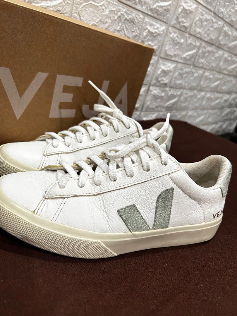 Veja Campo Match (Category: Sneakers) located in Quezon City. Submitted by allforgeorgia (Listing ID 1425305548, Image 1). Description: Like new with box Size 8 25cm Need space for new pair of shoes Worn a gew times only .