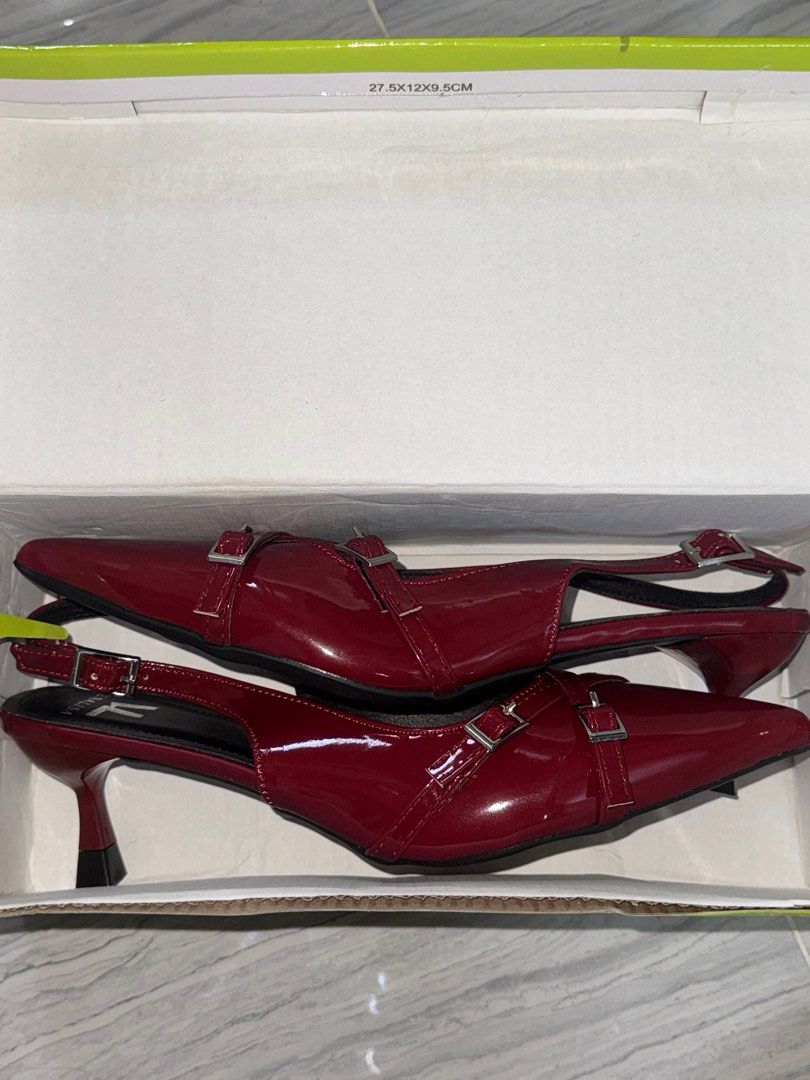 Venalisa Red Stiletto Kitten Heels (Category: Heels) located in Pasay City. Submitted by minrkluvs (Listing ID 1425280570, Image 3). Description: - Red Stiletto Kitten Heels - Size 38 - Never been used - Comes with box rfs: wrong size mop: gcash/maya mod: sdd or j&t.