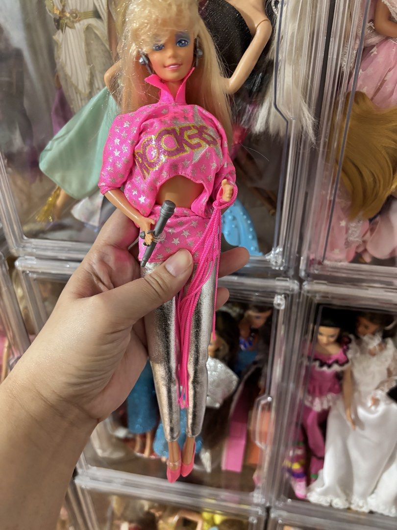 Vintage Barbie Rockers Doll (Category: Kids Toys) located in Manila. Submitted by shopnsavin (Listing ID 1425340356, Image 1). Description: Complete and almost brand new condition.