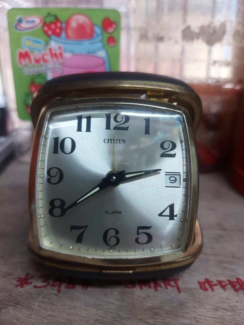 Vintage Citizen Alarm Clock with Case ( de susi ) (Category: Clocks) located in Valenzuela. Submitted by robinson091569 (Listing ID 1425310085, Image 1). Description: vintage table clock manual winding working condition pm for sure buyer thank you. .