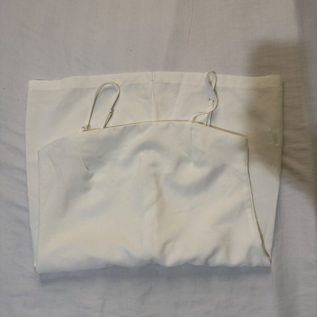 White Spaghetti Strap Dress (Category: Dresses) located in Santa Rosa. Submitted by micstuff (Listing ID 1425283284, Image 3). Description: .