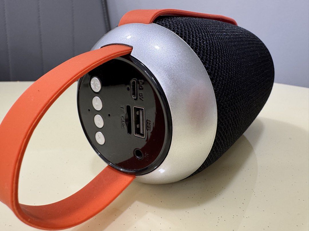 Wireless Portable Bluetooth Speakers (three items)480382394030499841