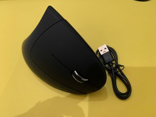 Vertical Wireless Mouse439945442519961600