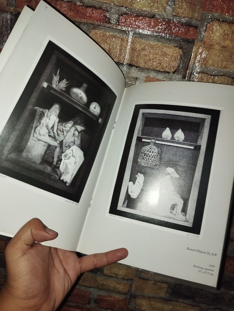 RARE! BENCAB - GRAPHICS: A Print Retrospective (2011) (Category: Art & Prints) located in Malolos. Submitted by librariavalentinabooks (Listing ID 1425550600, Image 3). Description: 𝗥𝗔𝗥𝗘! 𝗦𝗘𝗟𝗟𝗜𝗡𝗚! 𝗕𝗘𝗡𝗖𝗔𝗕 - 𝗚𝗥𝗔𝗣𝗛𝗜𝗖𝗦: 𝗔 𝗣𝗿𝗶𝗻𝘁 𝗥𝗲𝘁𝗿𝗼𝘀𝗽𝗲𝗰𝘁𝗶𝘃𝗲 (𝟮𝟬𝟭𝟭) PRICE: ₱3,000 Comment "mine" to place your orders! AS FEATURED ON: https://www.google.com/amp/s/lifestyle.inquirer.net/4385/the-bencab-imprint/amp/ 📦 𝐒𝐇𝐈